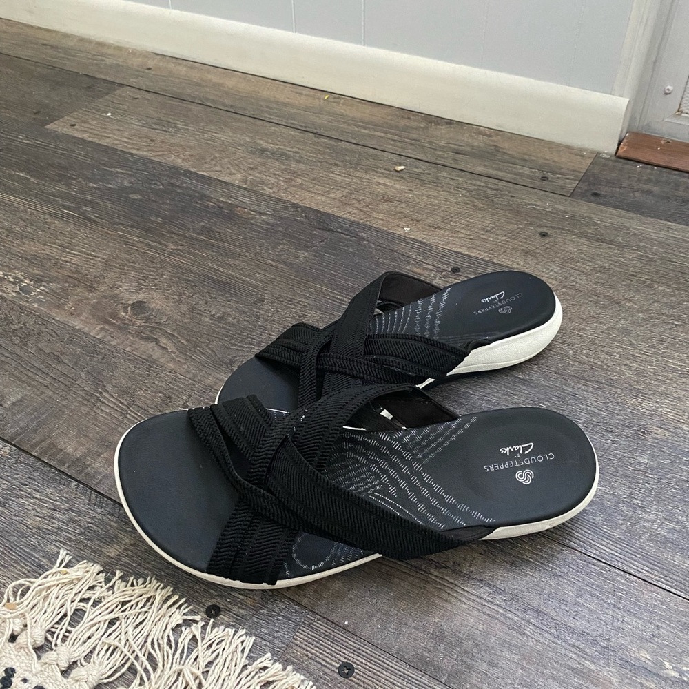 Clarks Womens Sandals